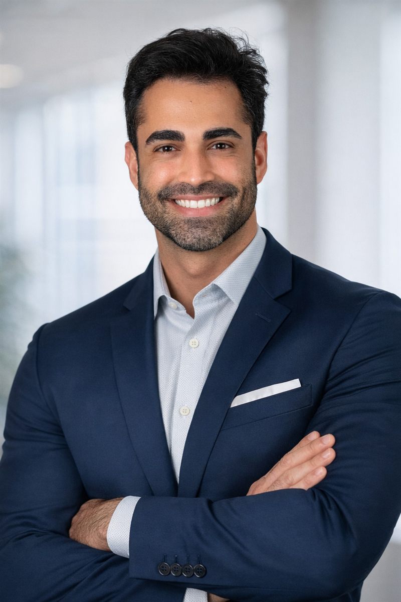 Dr. Igor Carvalho de Oliveira, known as Dr. Igor Deoli — Founder and Medical Director of Oriva Health